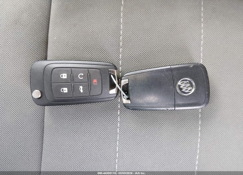2016 BUICK LACROSSE VIN: 1G4GB5G30GF189841