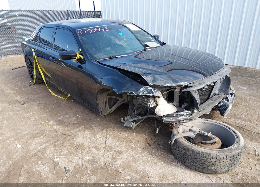 2016 CHRYSLER 300 VIN: 2C3CCABG1GH233805