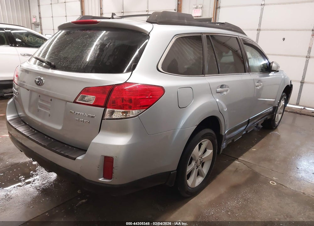 2014 SUBARU OUTBACK 3.6R LIMITED VIN: 4S4BRDMC4E2202812