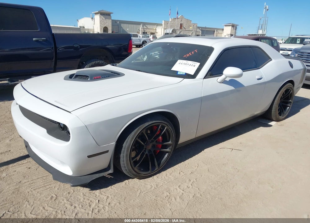 2016 DODGE CHALLENGER 392 HEMI SCAT PACK SHAKER VIN: 2C3CDZFJ5GH351423