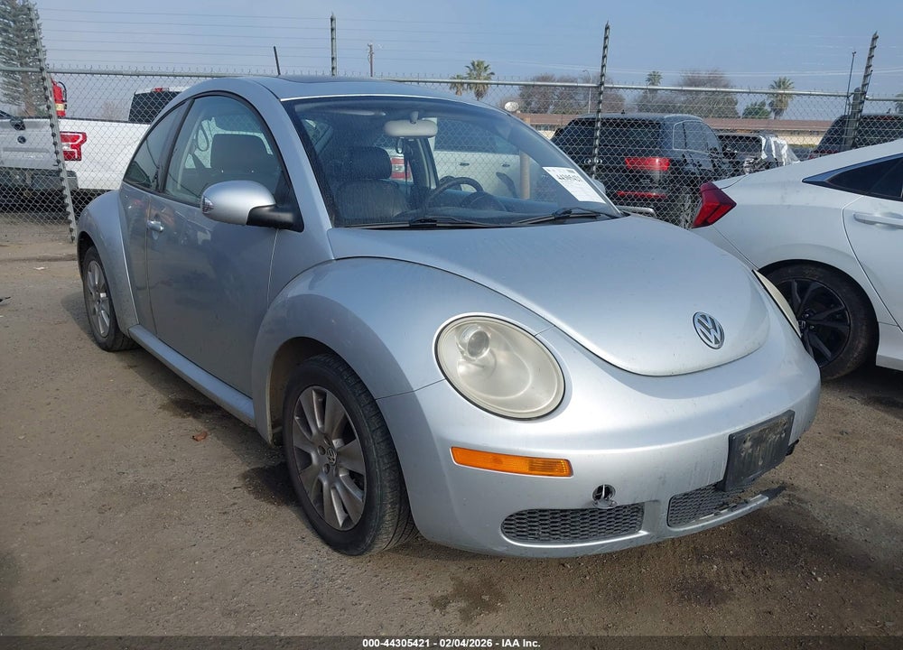 2008 VOLKSWAGEN NEW BEETLE S/SE VIN: 3VWRG31C78M520666