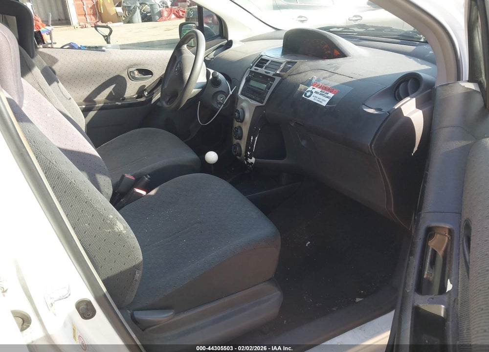 2011 TOYOTA YARIS VIN: JTDKT4K38B5328366