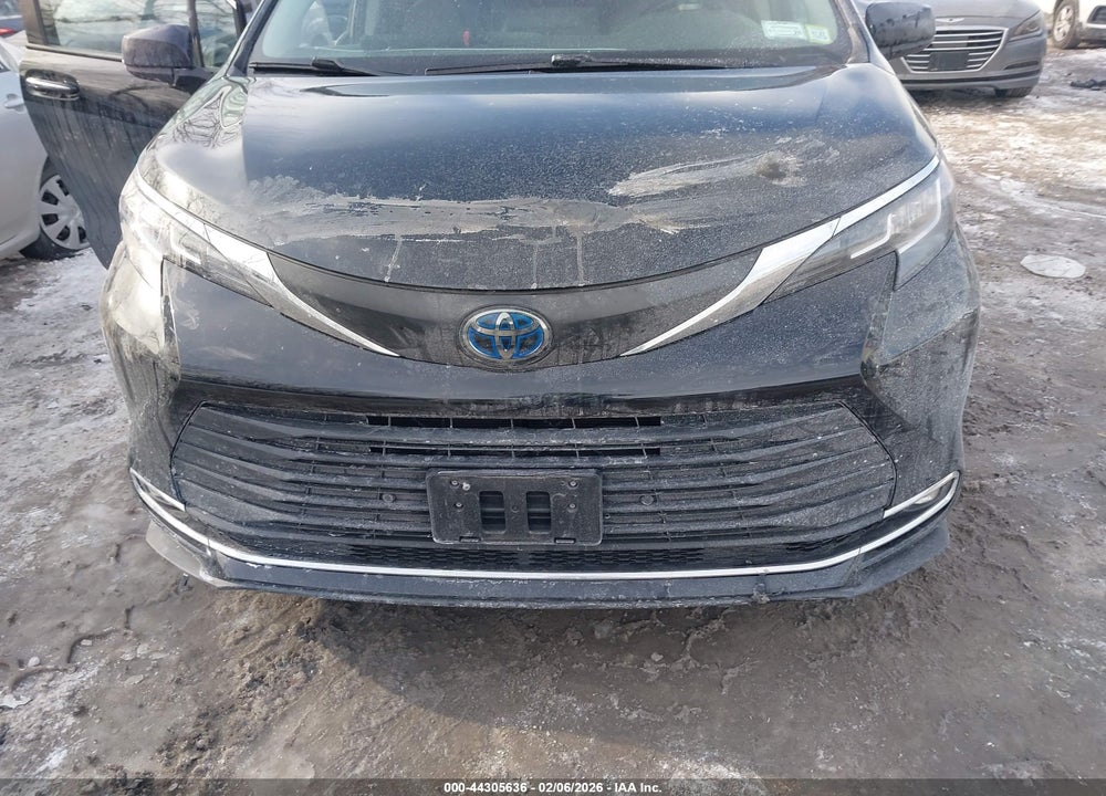 2021 TOYOTA SIENNA XLE VIN: 5TDYSKFC0MS028085