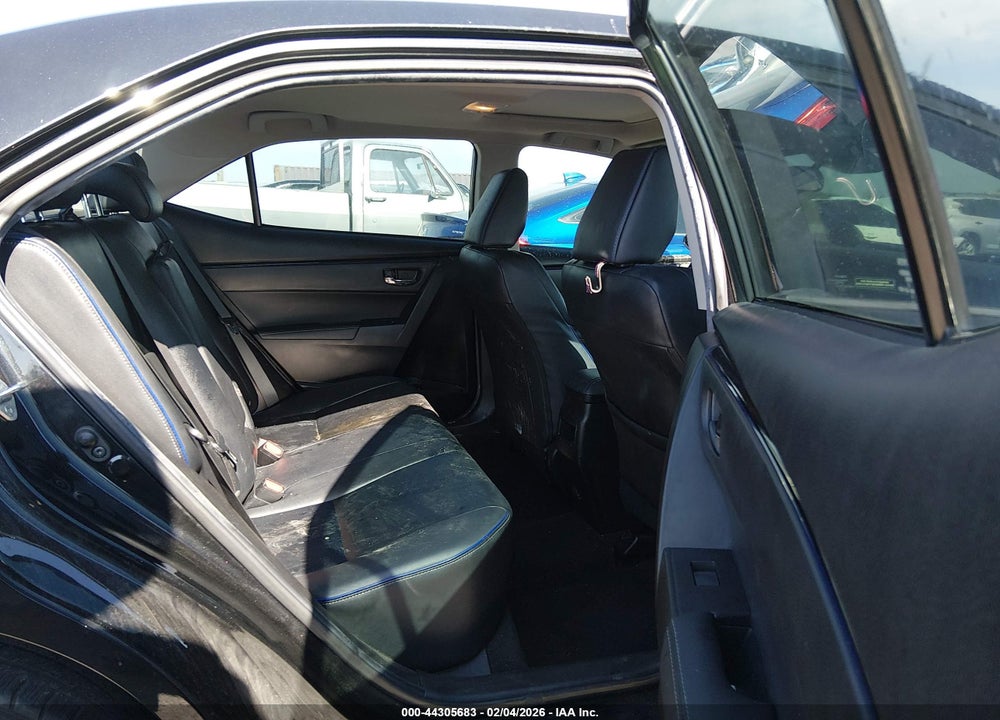 2019 TOYOTA COROLLA XSE VIN: 5YFBURHE6KP871592