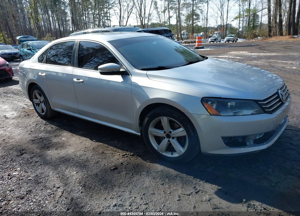 2013 VOLKSWAGEN PASSAT 2.5L SE VIN: 1VWBH7A38DC052903