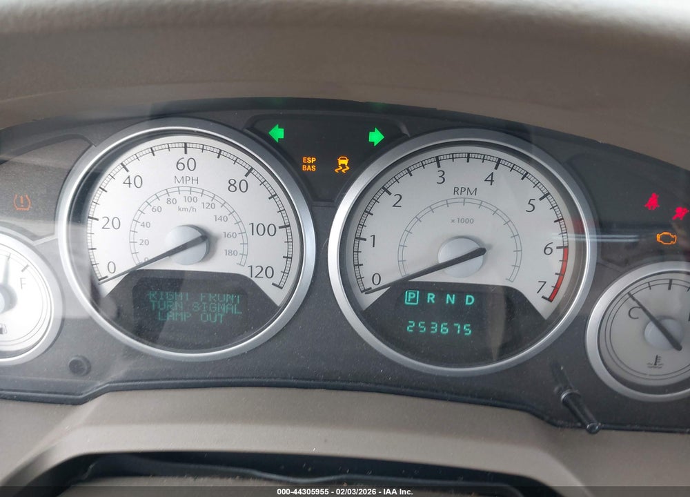 2008 CHRYSLER TOWN & COUNTRY LIMITED VIN: 2A8HR64X18R746843
