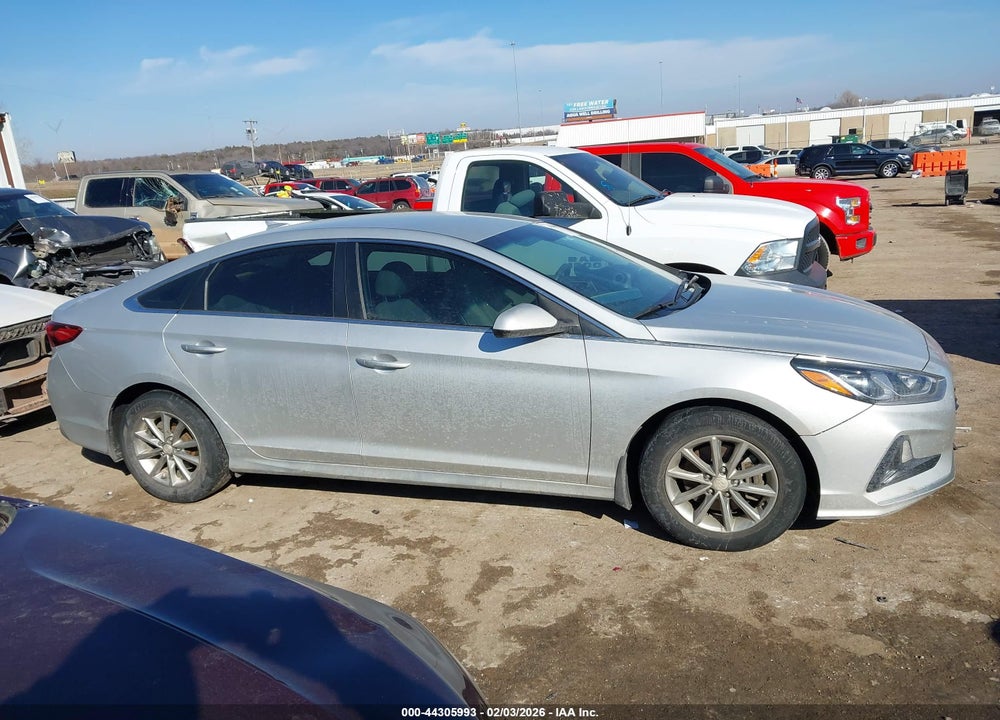 2018 HYUNDAI SONATA SE VIN: 5NPE24AF0JH702821