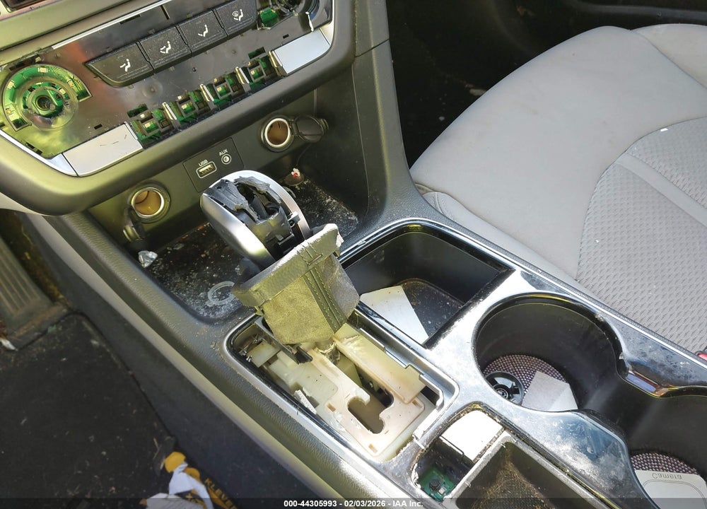 2018 HYUNDAI SONATA SE VIN: 5NPE24AF0JH702821