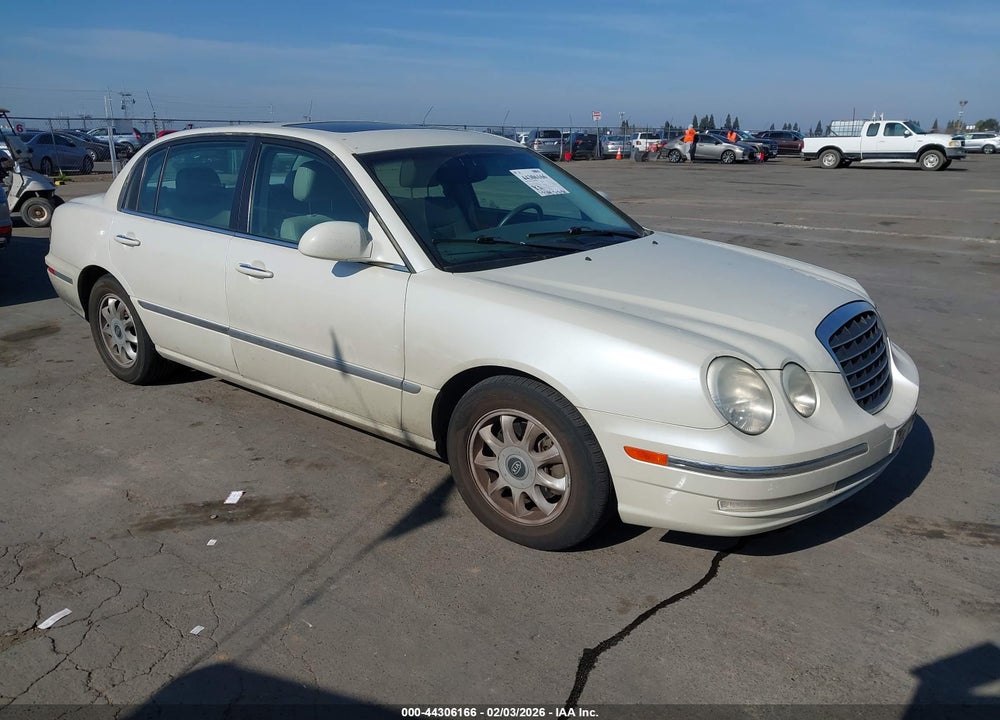 2005 KIA AMANTI VIN: KNALD124755063000