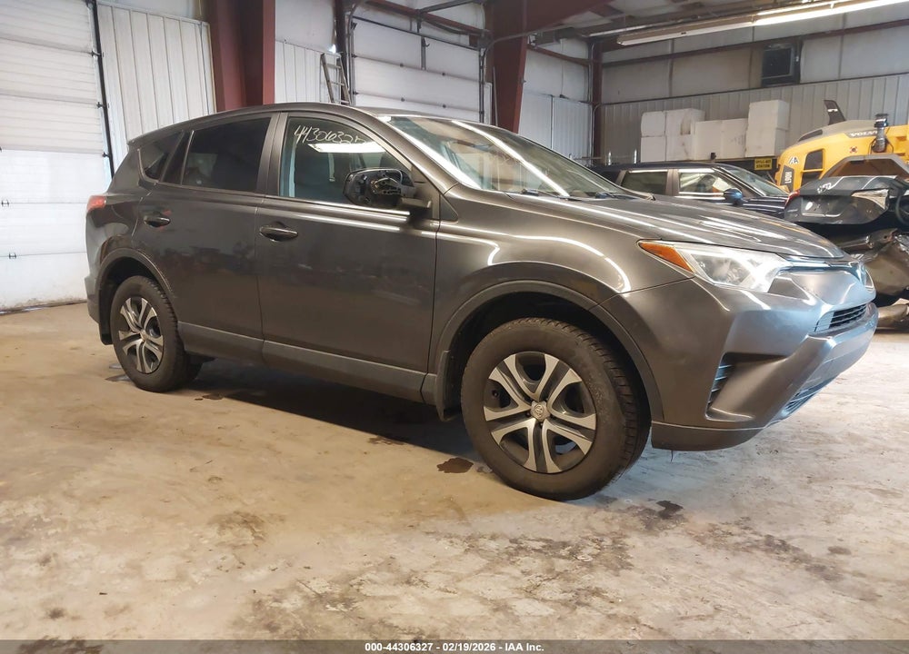 2018 TOYOTA RAV4 LE VIN: JTMBFREV8JJ221373