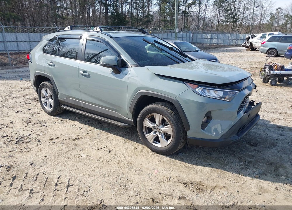 2021 TOYOTA RAV4 XLE VIN: 2T3W1RFV8MW171529