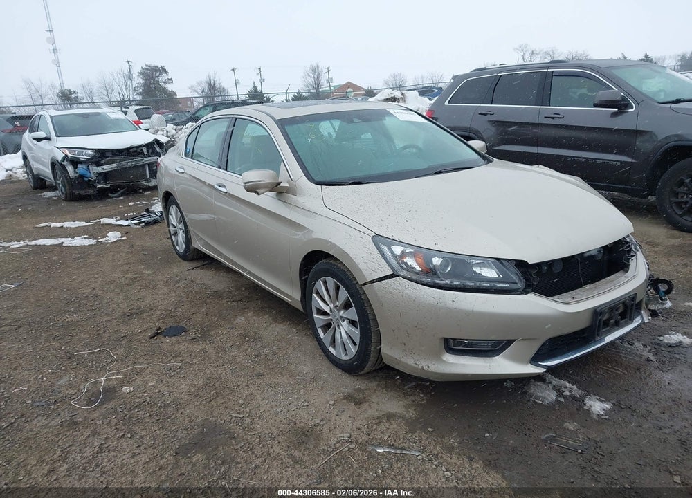 2013 HONDA ACCORD EX-L V-6 VIN: 1HGCR3F81DA030479