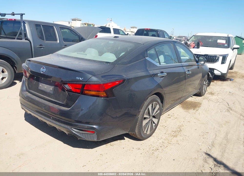 2022 NISSAN ALTIMA SV FWD VIN: 1N4BL4DV1NN356857