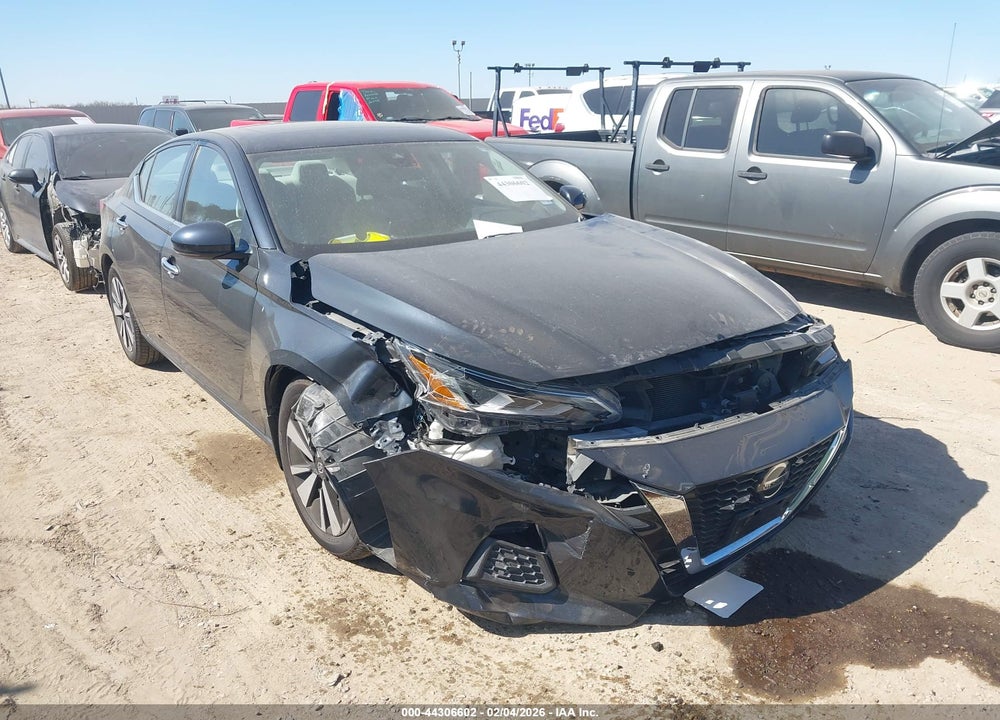 2022 NISSAN ALTIMA SV FWD VIN: 1N4BL4DV1NN356857
