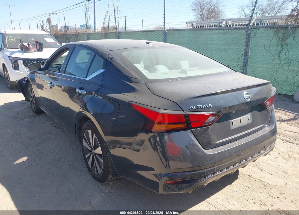 2022 NISSAN ALTIMA SV FWD VIN: 1N4BL4DV1NN356857