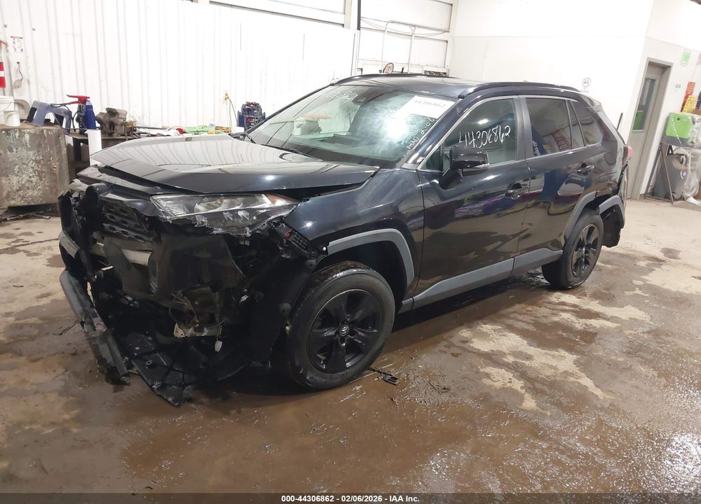 2019 TOYOTA RAV4 XLE VIN: 2T3P1RFV3KW035388