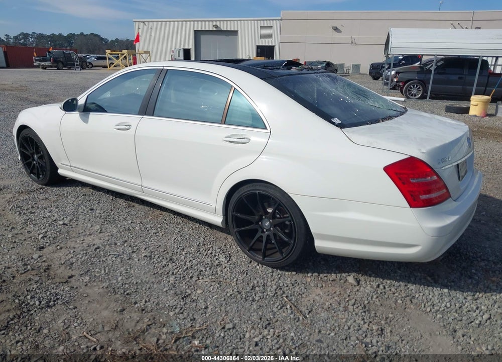 2008 MERCEDES-BENZ S 550 VIN: WDDNG71X58A200325