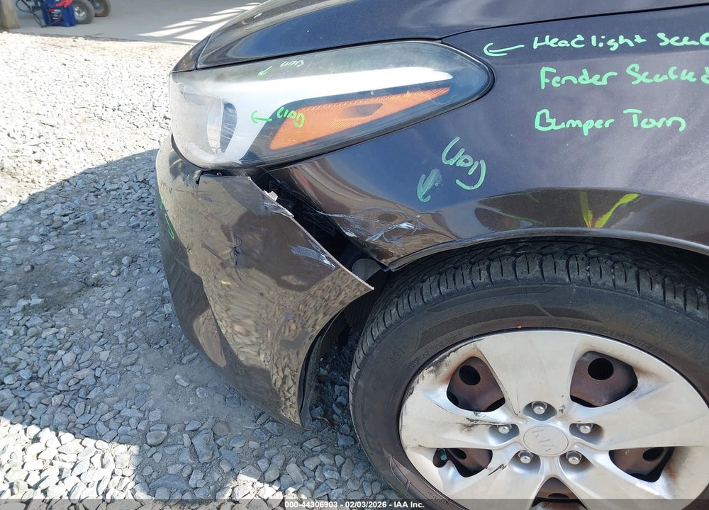 2017 KIA FORTE LX VIN: 3KPFK4A79HE072423