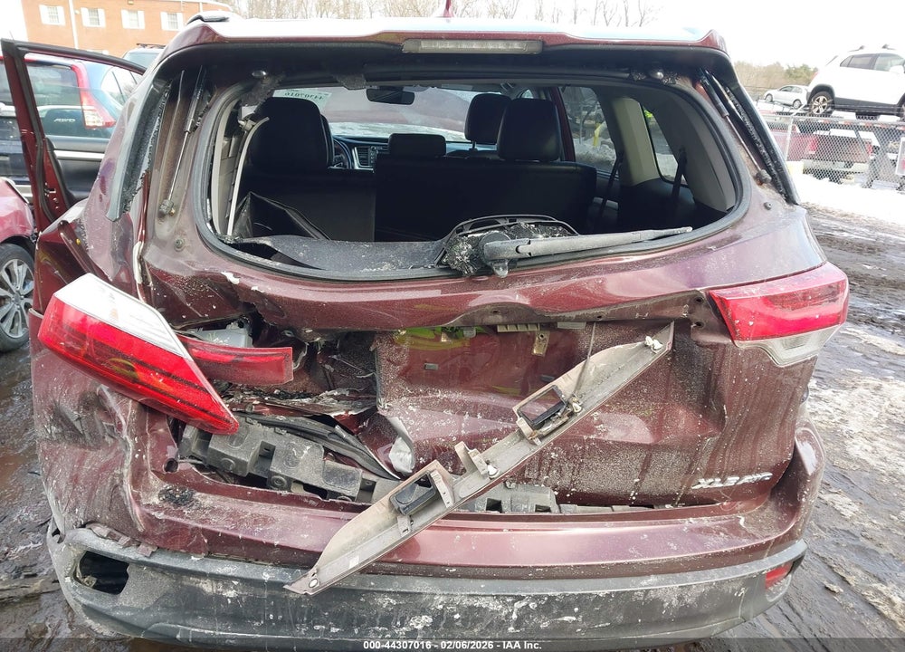 2019 TOYOTA HIGHLANDER XLE VIN: 5TDJZRFH8KS730590
