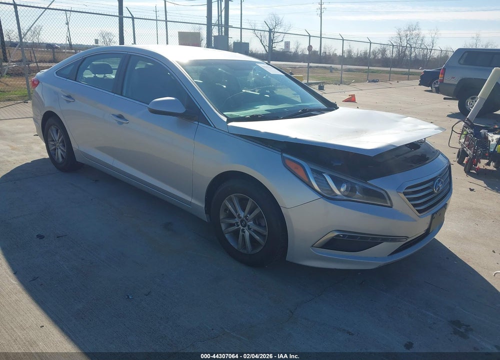 2015 HYUNDAI SONATA VIN: 5NPE24AF9FH127478