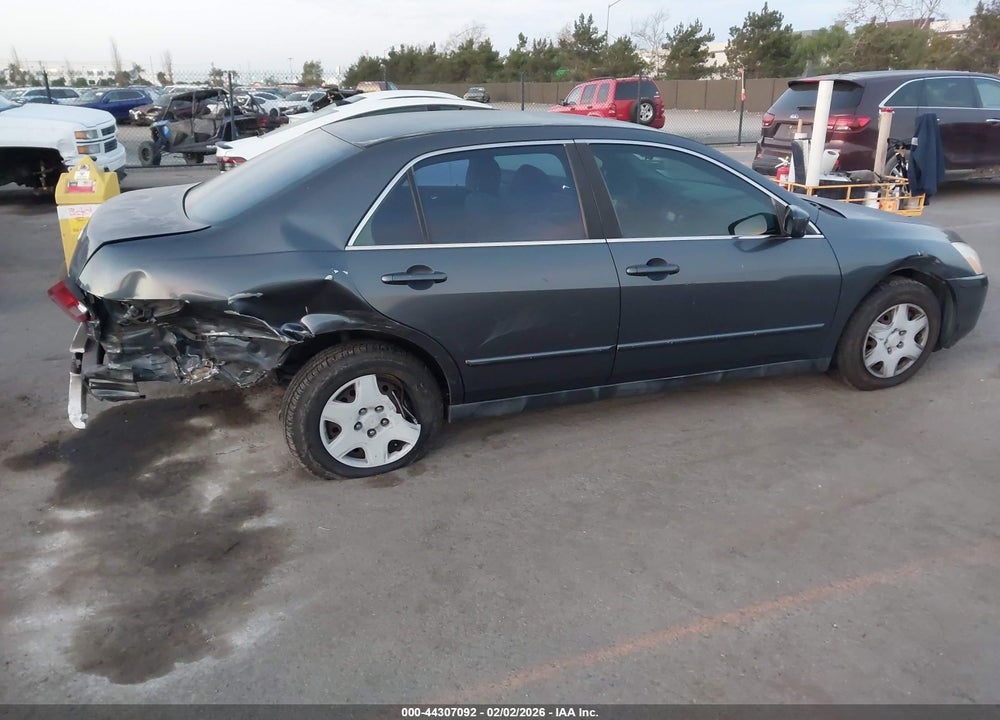 2005 HONDA ACCORD 2.4 LX VIN: JHMCM56415C006998