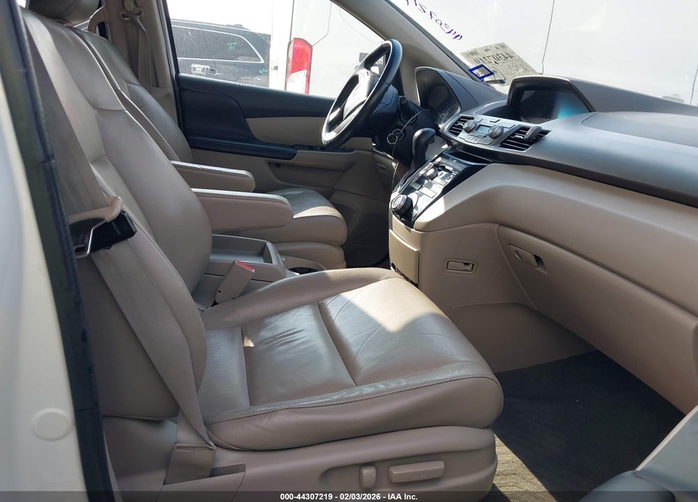 2011 HONDA ODYSSEY EX-L VIN: 5FNRL5H68BB065655