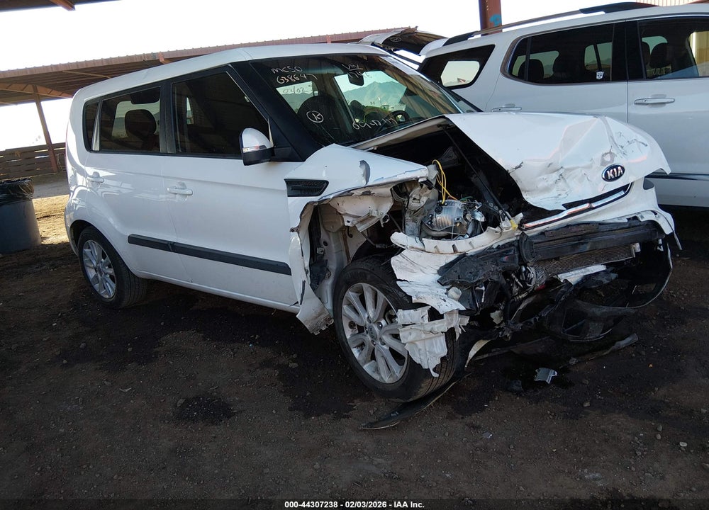 2013 KIA SOUL + VIN: KNDJT2A60D7551746