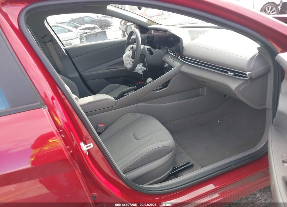 2024 HYUNDAI ELANTRA SEL VIN: KMHLM4DG6RU693786