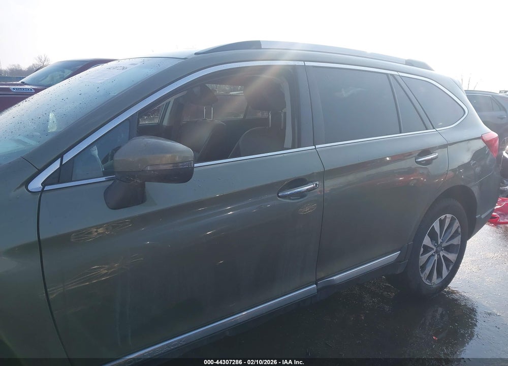 2019 SUBARU OUTBACK 2.5I TOURING VIN: 4S4BSATC0K3284175