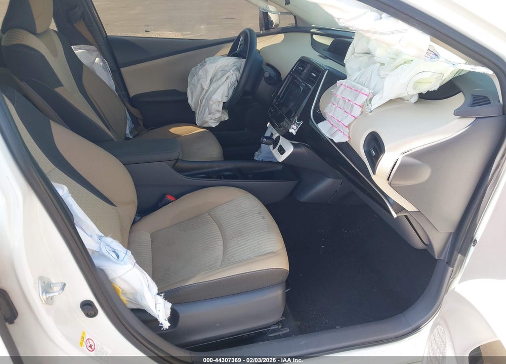 2018 TOYOTA PRIUS TWO ECO VIN: JTDKARFU8J3063433