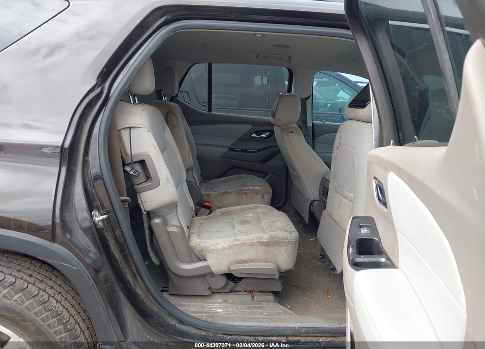 2018 CHEVROLET TRAVERSE 1LT VIN: 1GNERGKW8JJ168784