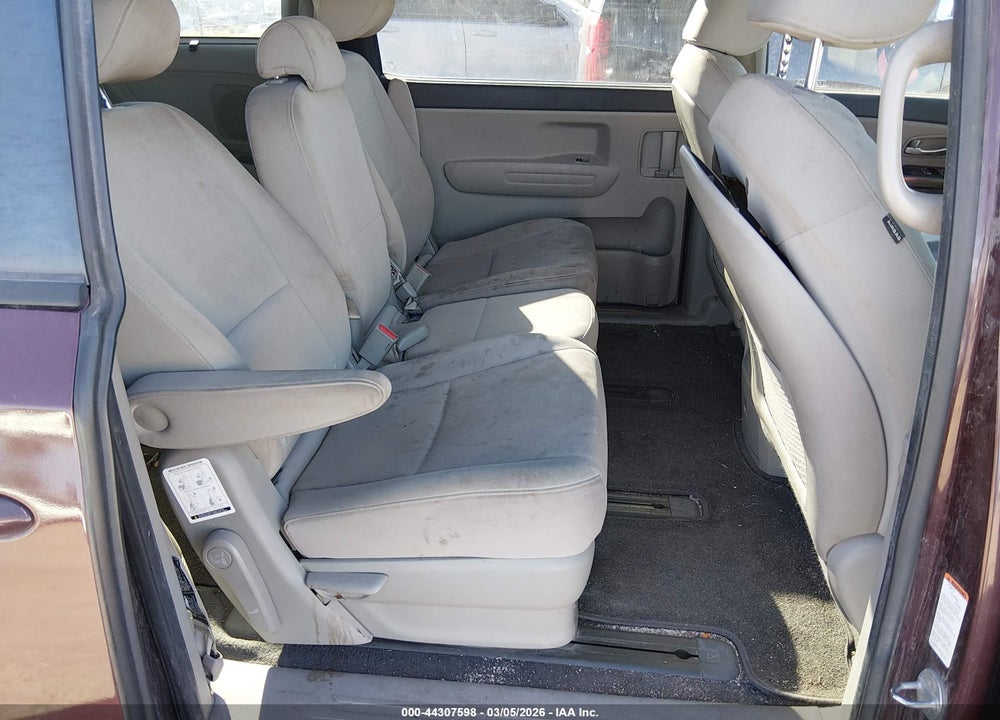 2015 KIA SEDONA LX VIN: KNDMB5C1XF6060872