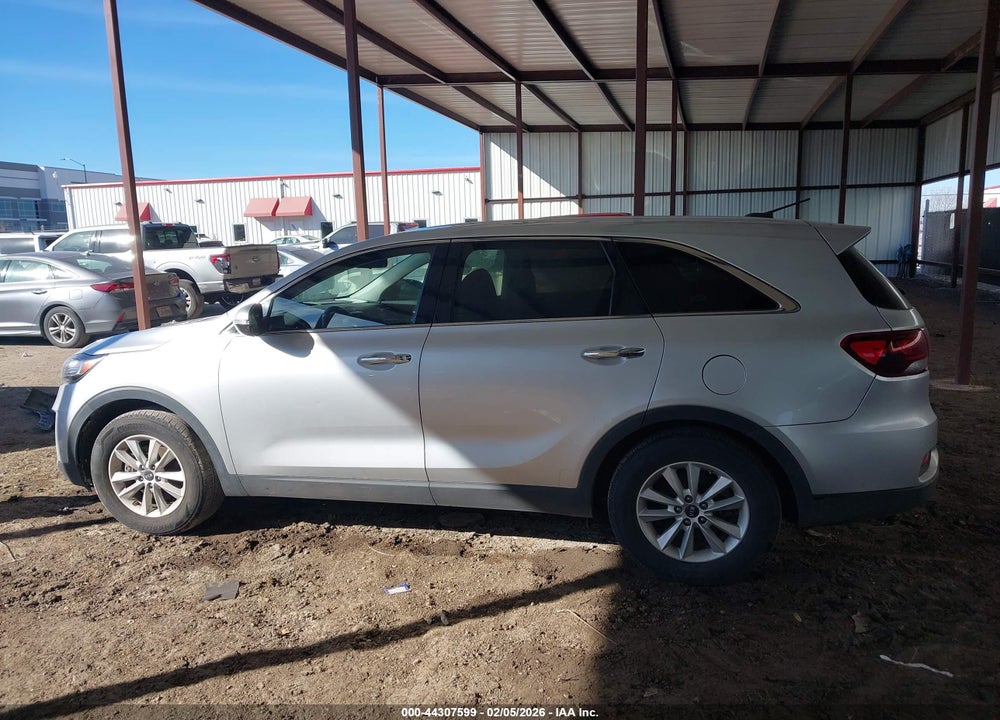 2020 KIA SORENTO 3.3L LX VIN: 5XYPG4A54LG621834