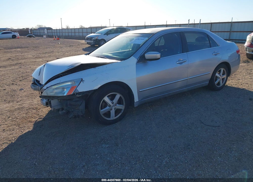 2003 HONDA ACCORD 2.4 EX VIN: JHMCM56663C004260