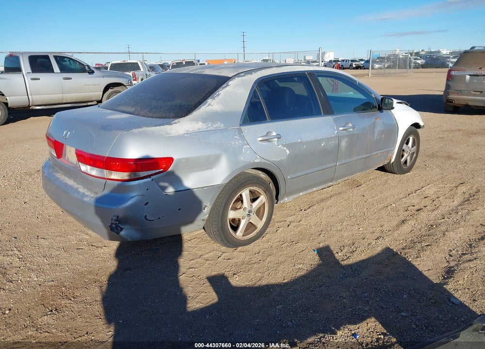 2003 HONDA ACCORD 2.4 EX VIN: JHMCM56663C004260
