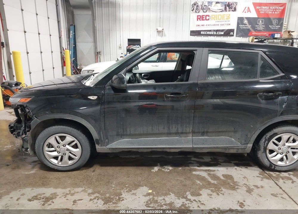 2022 HYUNDAI VENUE SE VIN: KMHRB8A39NU160351