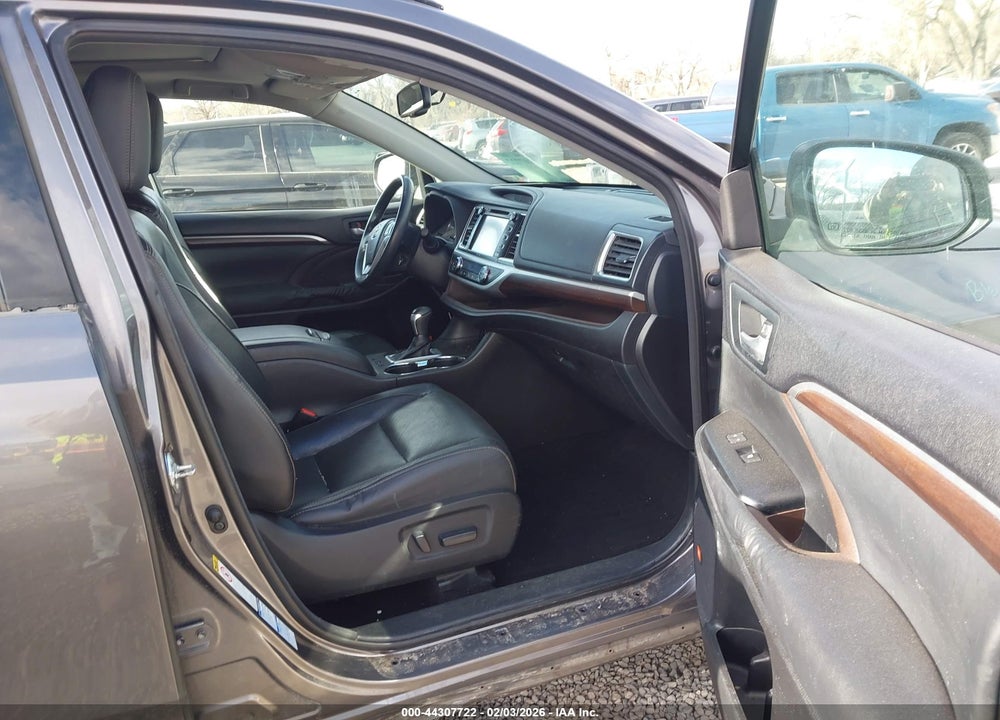2014 TOYOTA HIGHLANDER LIMITED V6 VIN: 5TDDKRFH9ES030177