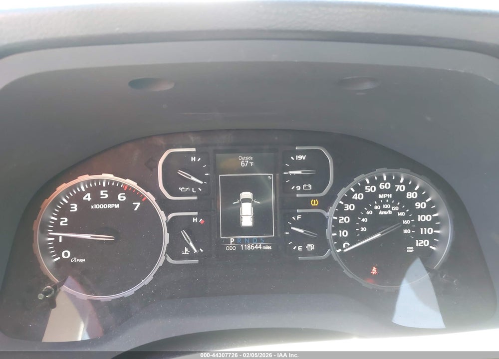 2018 TOYOTA TUNDRA SR5 5.7L V8 VIN: 5TFDY5F16JX692801