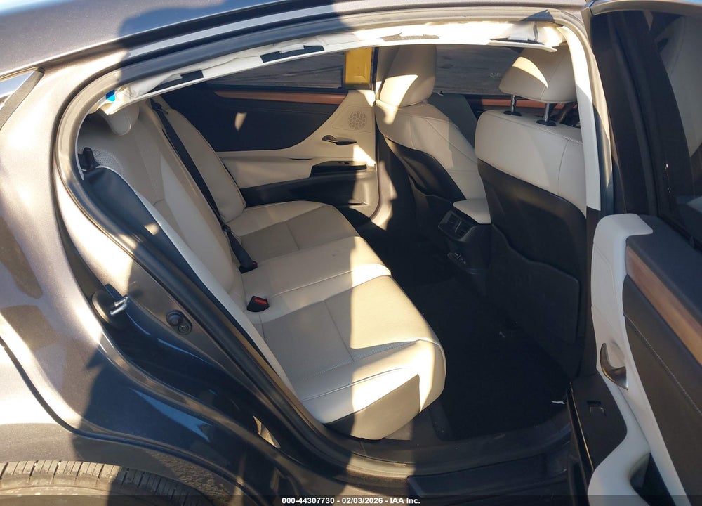 2025 LEXUS ES 350 VIN: 58ADZ1B19SU199455