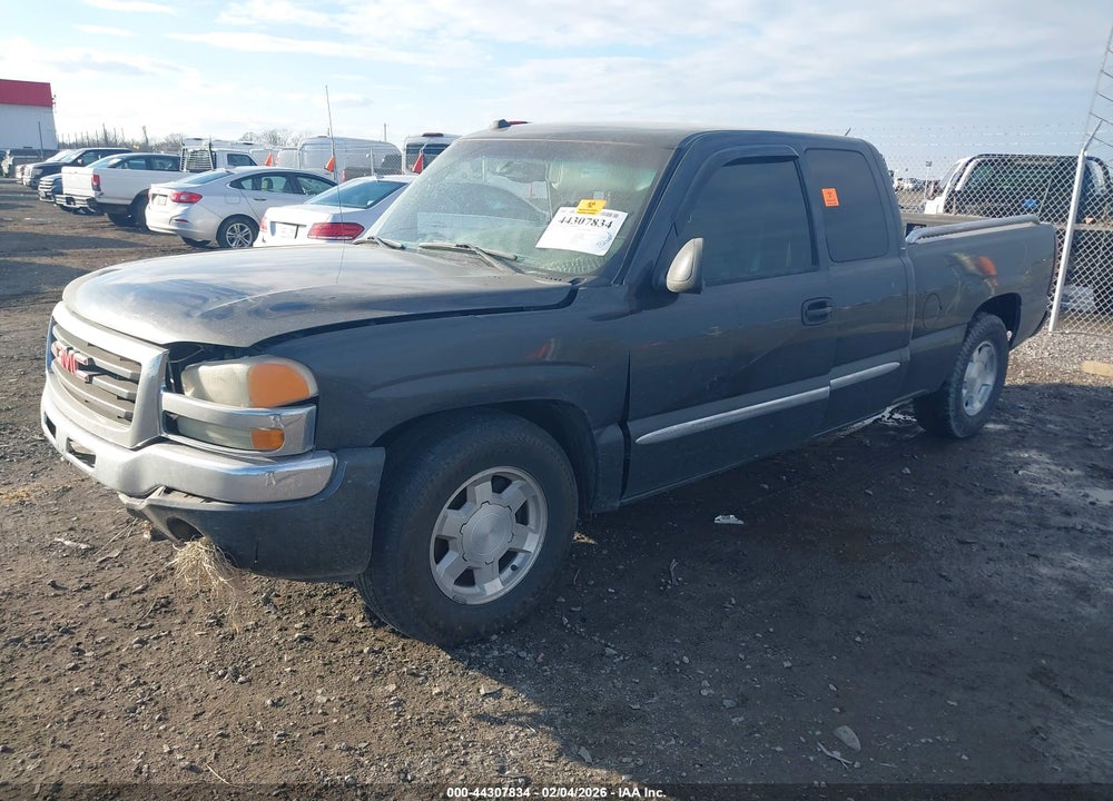 2005 GMC SIERRA 1500 SLE VIN: 2GTEC19T551301648