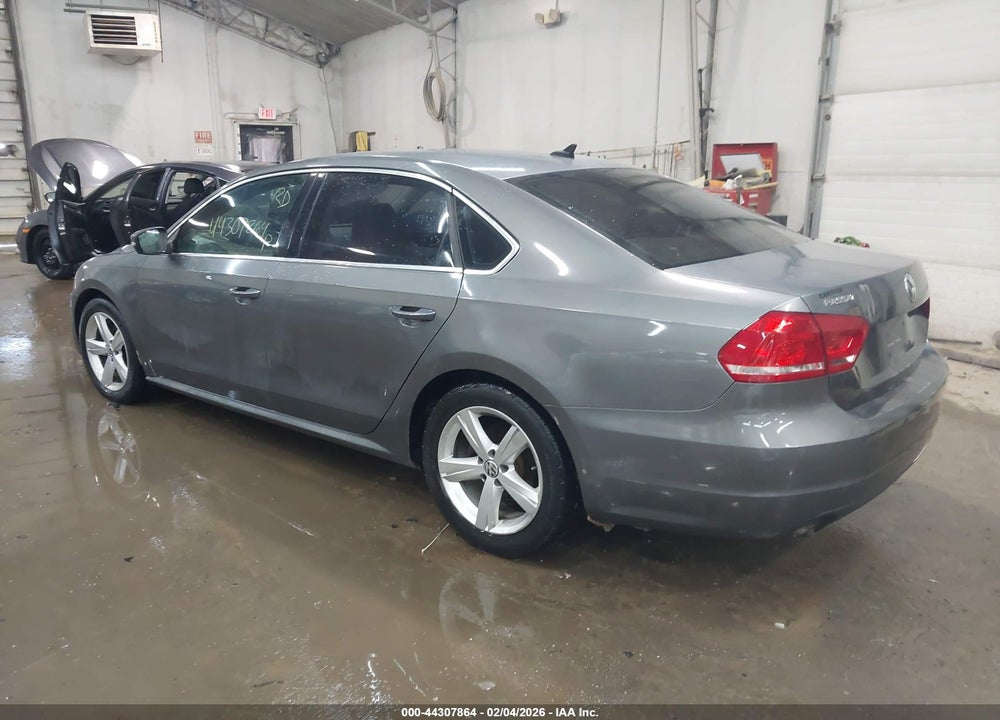 2015 VOLKSWAGEN PASSAT 1.8T LIMITED EDITION VIN: 1VWAT7A37FC078339