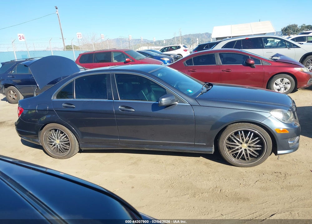 2013 MERCEDES-BENZ C 250 SPORT VIN: WDDGF4HB2DA848252