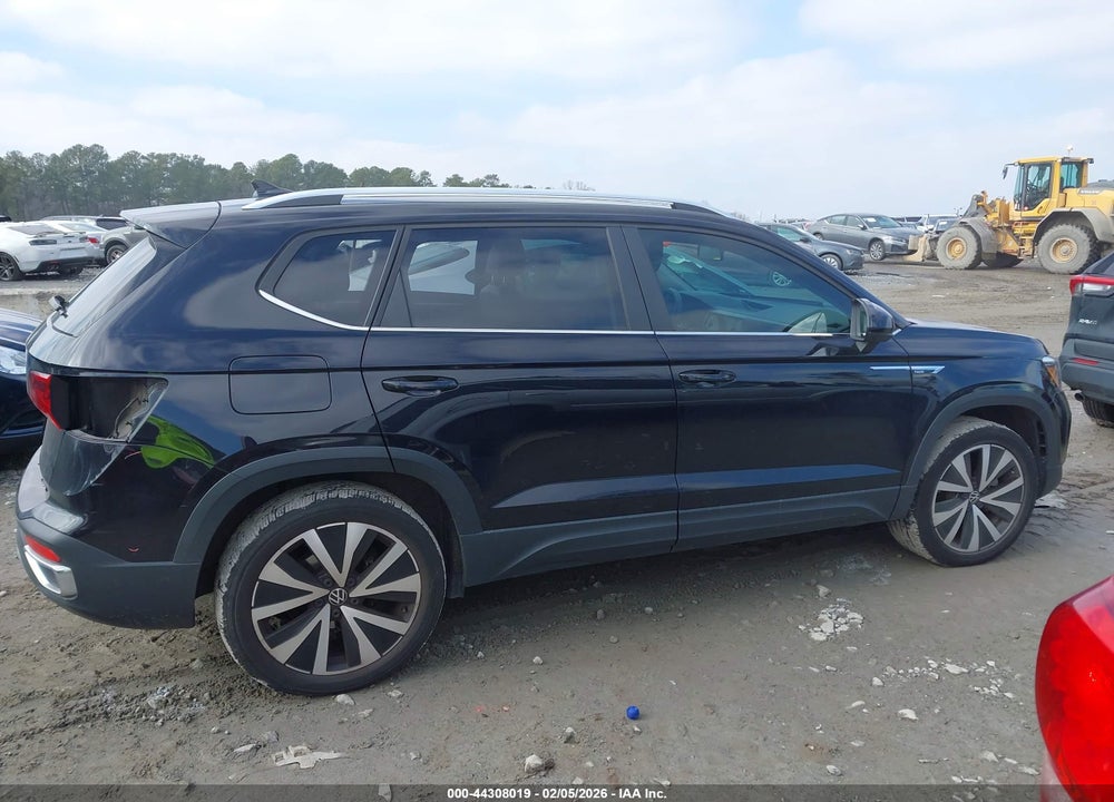2022 VOLKSWAGEN TAOS 1.5T SE VIN: 3VVLX7B24NM083115