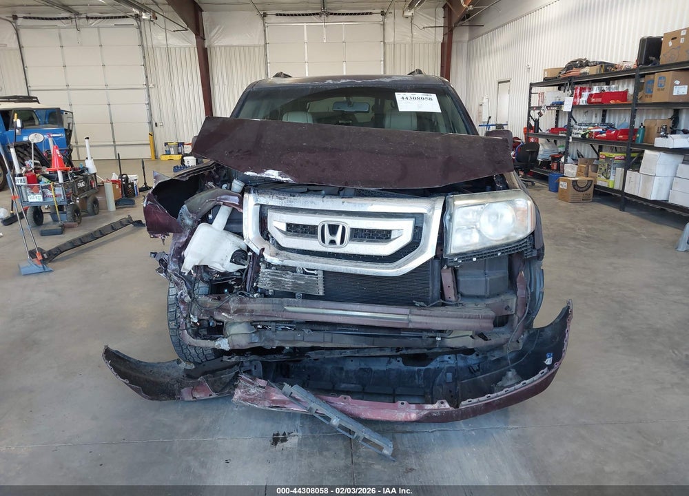 2011 HONDA PILOT EX-L VIN: 5FNYF4H55BB003408