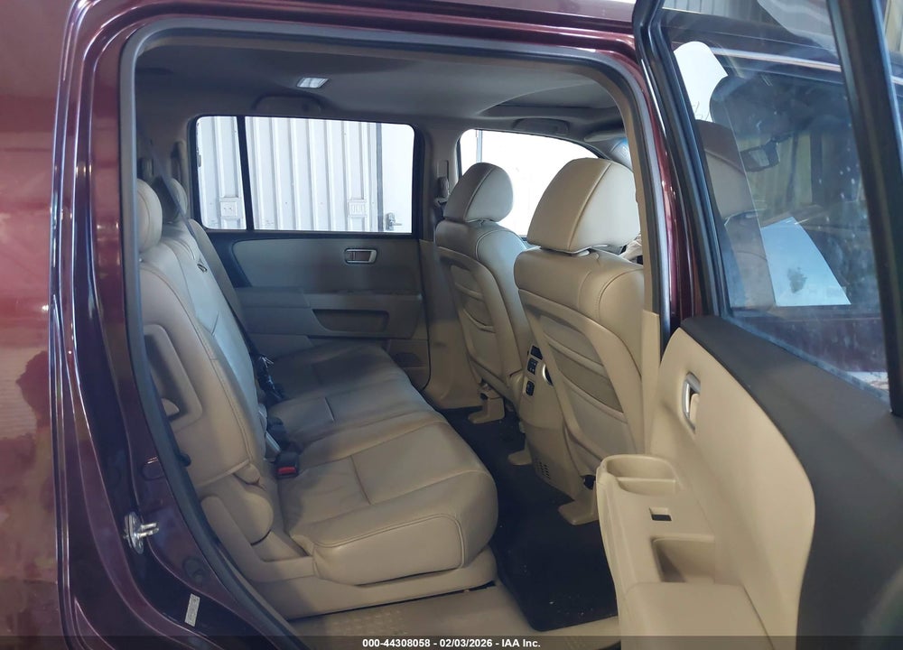2011 HONDA PILOT EX-L VIN: 5FNYF4H55BB003408