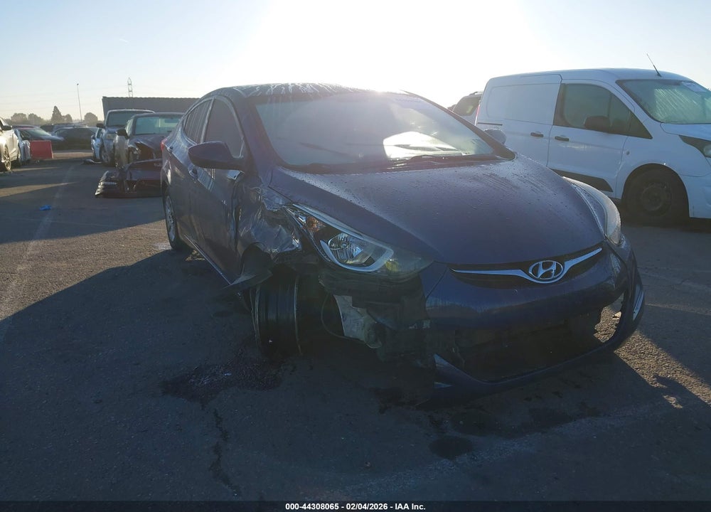2016 HYUNDAI ELANTRA SE VIN: 5NPDH4AE9GH768701