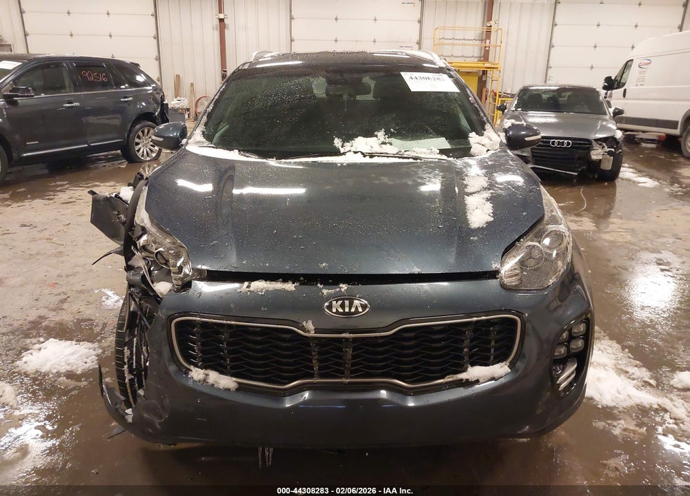 2018 KIA SPORTAGE EX VIN: KNDPNCAC5J7409033