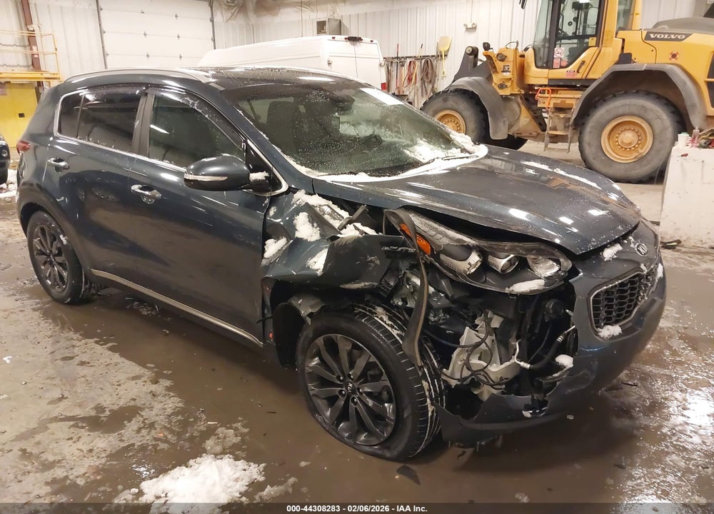 2018 KIA SPORTAGE EX VIN: KNDPNCAC5J7409033