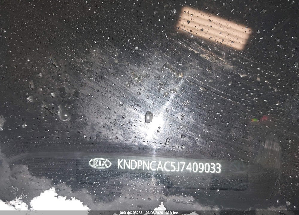 2018 KIA SPORTAGE EX VIN: KNDPNCAC5J7409033