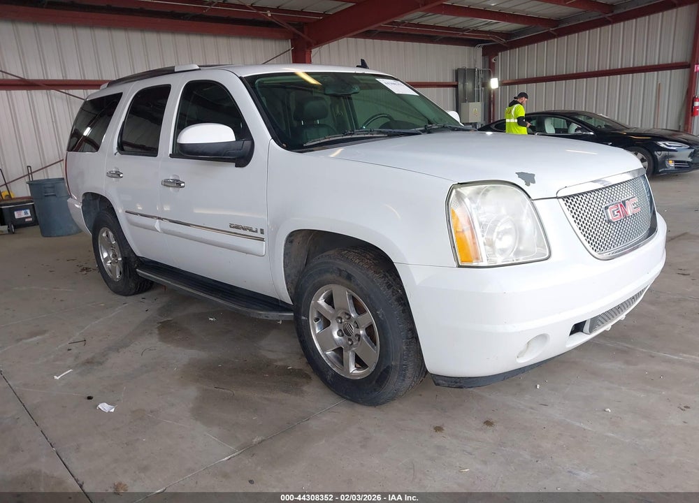 2007 GMC YUKON DENALI VIN: 1GKFK63857J363959
